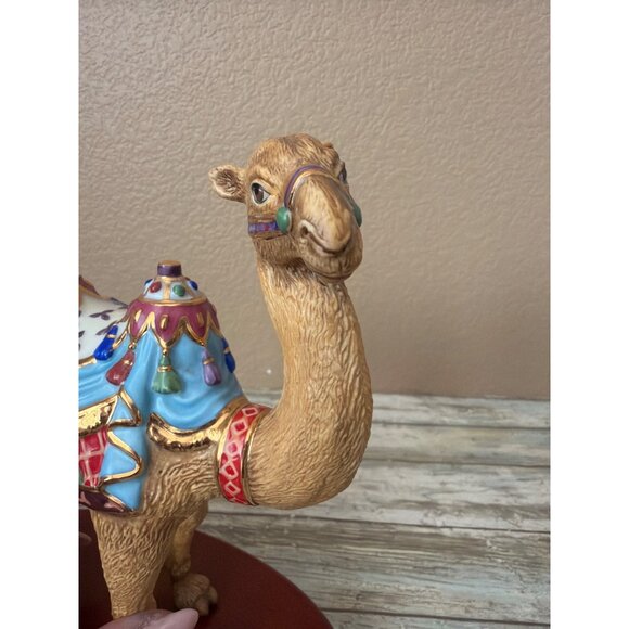 Lenox Limited Edition Carousel Camel Figurine 2010 w/Wood Base Pre-owned No Box - Picture 12 of 13